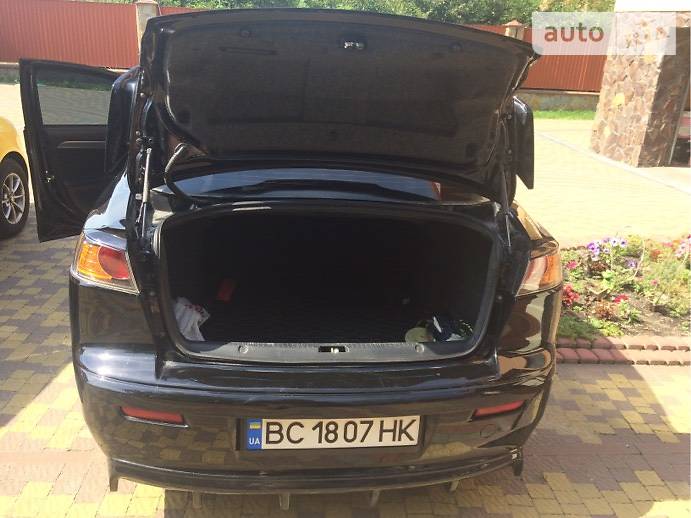 Седан Mitsubishi Lancer 2010 в Стрию фото 12 Седан Mitsubishi Lancer 2010 в Стрию