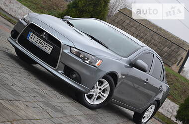 Седан Mitsubishi Lancer 2015 в Киеве