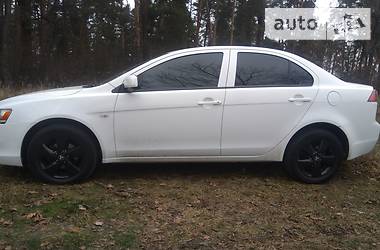 Седан Mitsubishi Lancer 2010 в Киеве