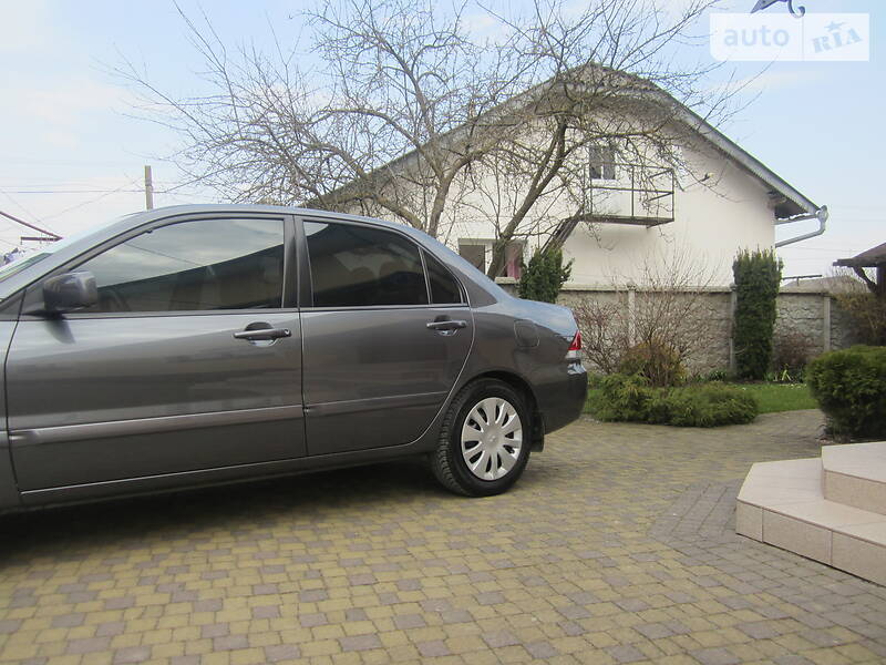 Седан Mitsubishi Lancer 2009 в Івано-Франківську