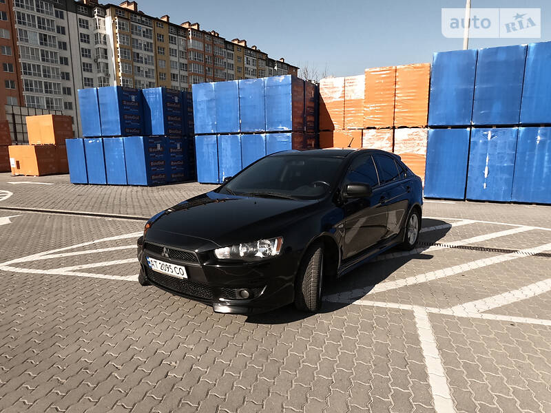 Хетчбек Mitsubishi Lancer 2009 в 