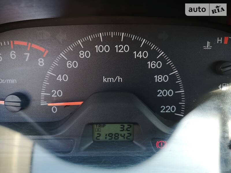 Седан Mitsubishi Lancer 2003 в Києві