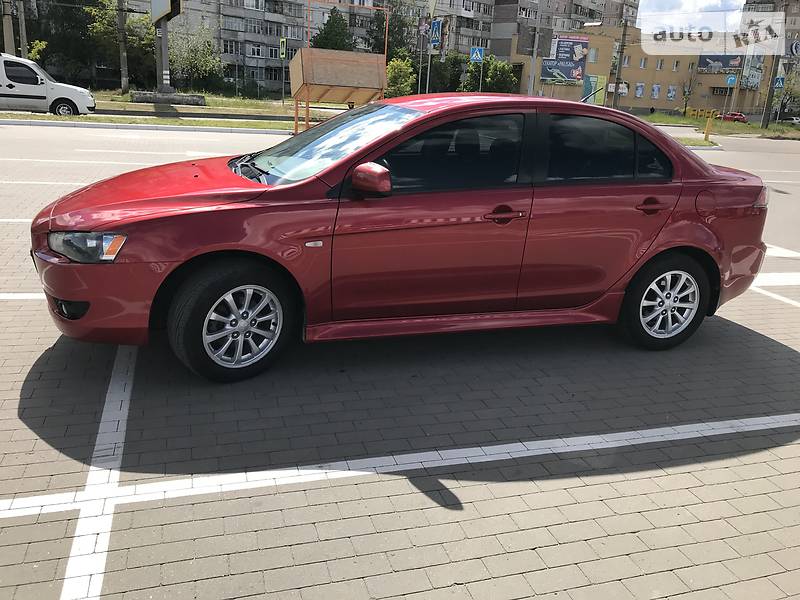 Седан Mitsubishi Lancer 2011 в Киеве