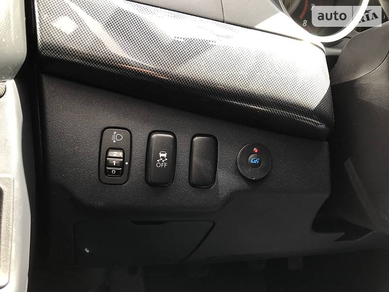 Седан Mitsubishi Lancer 2011 в Киеве