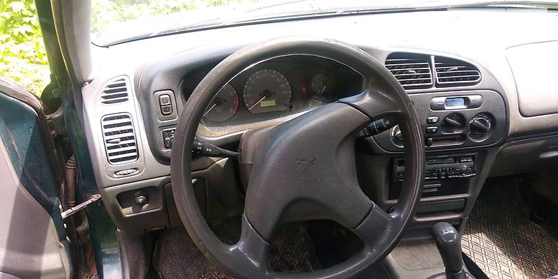 Седан Mitsubishi Lancer 1996 в Львове фото 3 Седан Mitsubishi Lancer 1996 в Львове