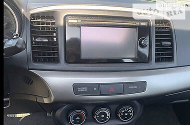 Седан Mitsubishi Lancer 2015 в 