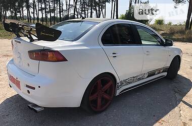 Седан Mitsubishi Lancer 2010 в 