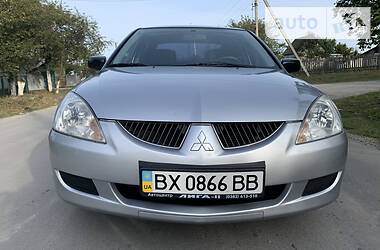 Седан Mitsubishi Lancer 2004 в Каменец-Подольском