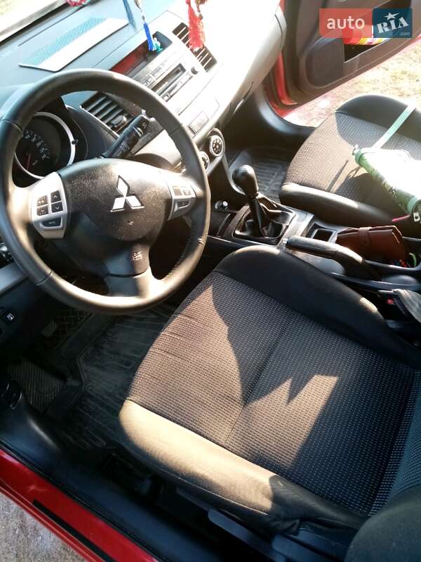 Седан Mitsubishi Lancer 2011 в Рогатине