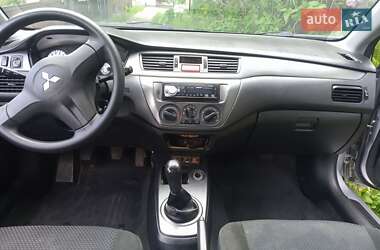 Седан Mitsubishi Lancer 2008 в Буче