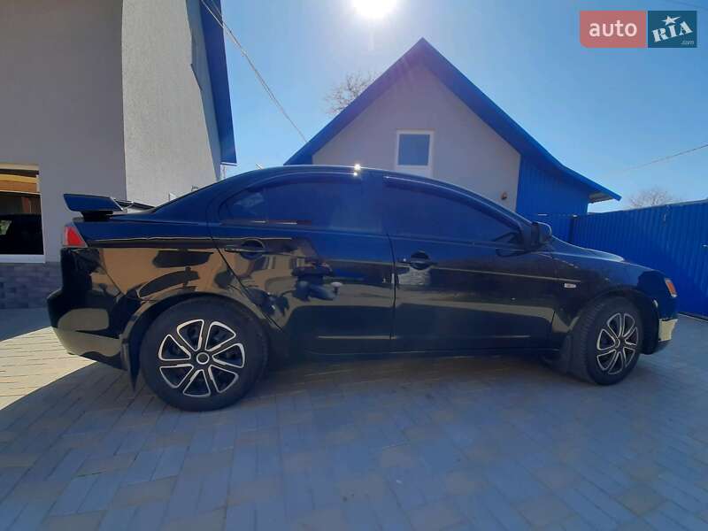 Седан Mitsubishi Lancer 2011 в Ивано-Франковске