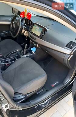 Седан Mitsubishi Lancer 2011 в 