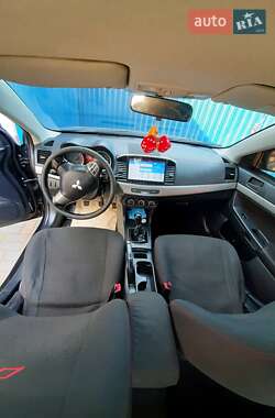 Седан Mitsubishi Lancer 2011 в Ивано-Франковске