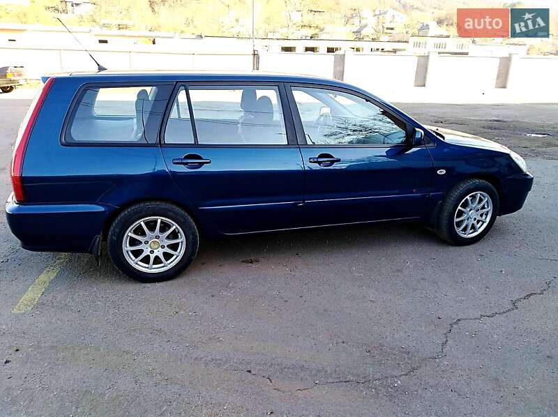 Универсал Mitsubishi Lancer 2006 в Могилев-Подольске фото 33 Универсал Mitsubishi Lancer 2006 в Могилев-Подольске