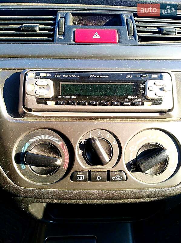 Универсал Mitsubishi Lancer 2006 в Могилев-Подольске фото 40 Универсал Mitsubishi Lancer 2006 в Могилев-Подольске