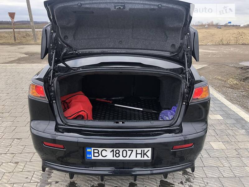 Седан Mitsubishi Lancer 2010 в Стрию фото 11 Седан Mitsubishi Lancer 2010 в Стрию