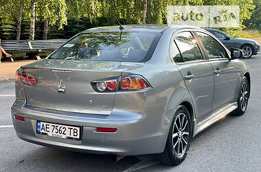 Седан Mitsubishi Lancer 2016 в 
