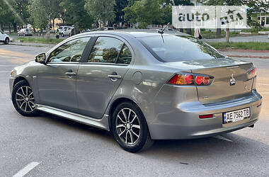 Седан Mitsubishi Lancer 2016 в 