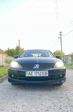 Седан Mitsubishi Lancer 2006 в Днепре