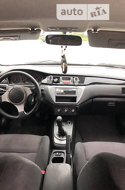 Седан Mitsubishi Lancer 2006 в Пустомитах