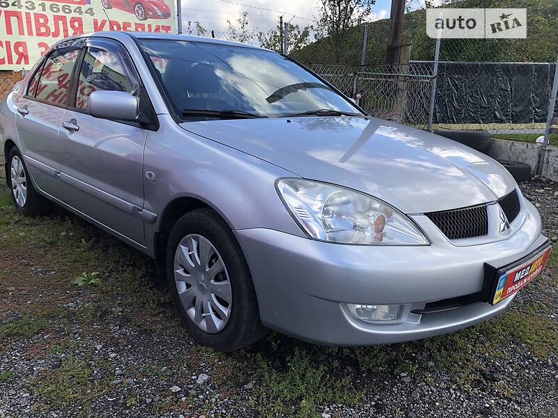 Mitsubishi Lancer