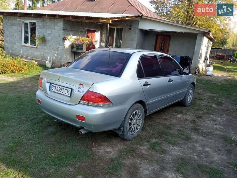 Седан Mitsubishi Lancer 2004 в Тернополе