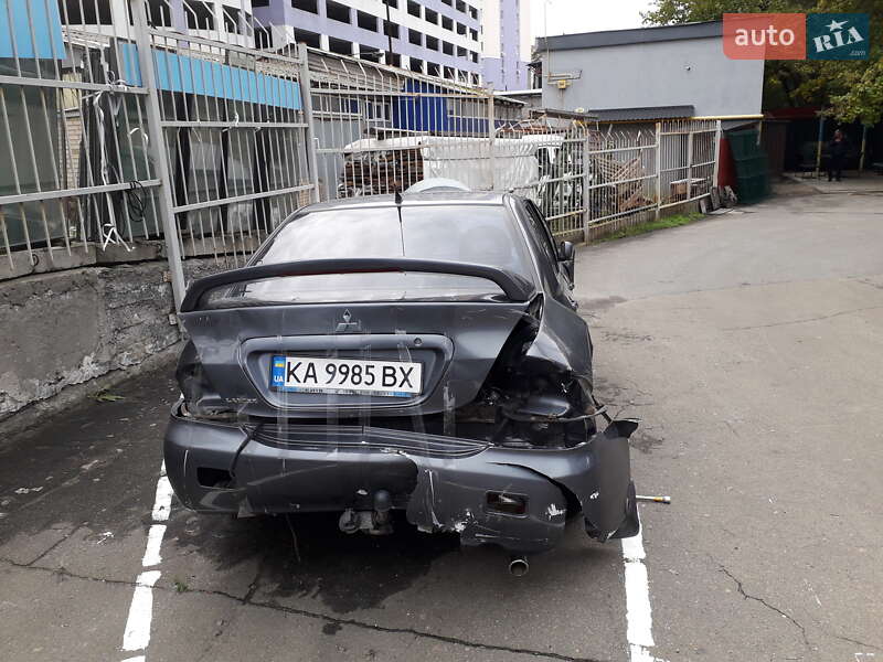 Седан Mitsubishi Lancer 2009 в Киеве
