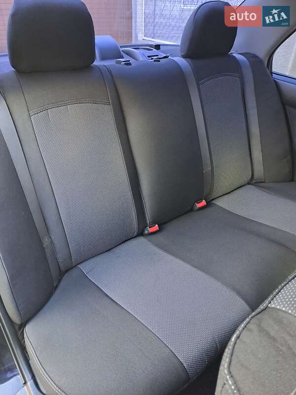 Седан Mitsubishi Lancer 2006 в Измаиле