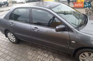 Седан Mitsubishi Lancer 2008 в Черновцах