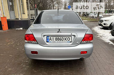 Седан Mitsubishi Lancer 2009 в Києві