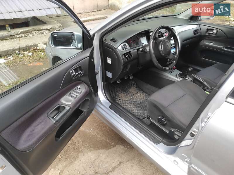 Универсал Mitsubishi Lancer 2005 в Надворной