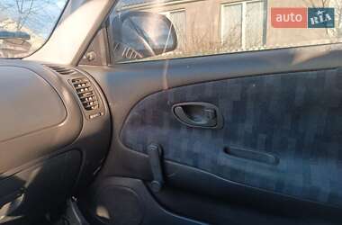Седан Mitsubishi Lancer 1996 в 