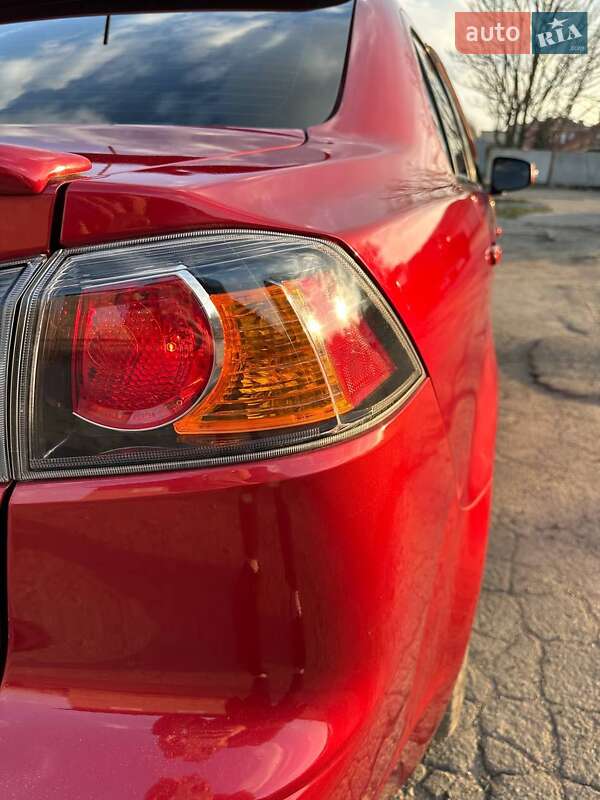 Седан Mitsubishi Lancer 2014 в Днепре
