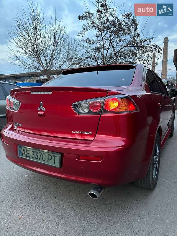 Седан Mitsubishi Lancer 2014 в Днепре