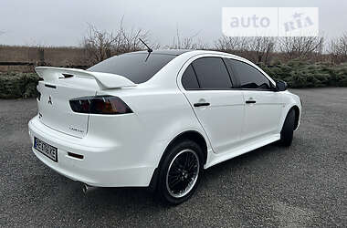 Седан Mitsubishi Lancer 2011 в 