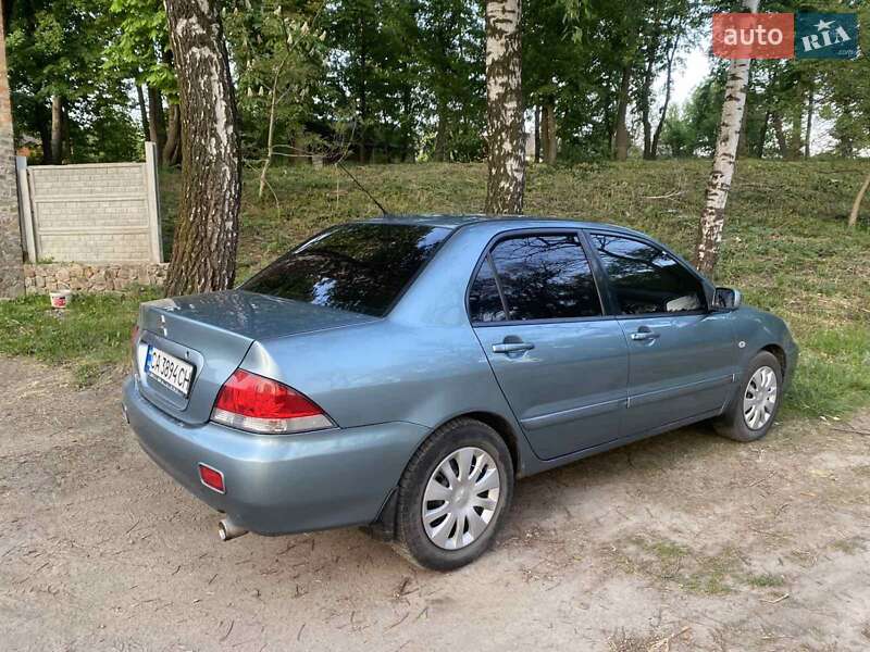 Седан Mitsubishi Lancer 2006 в Лысянке