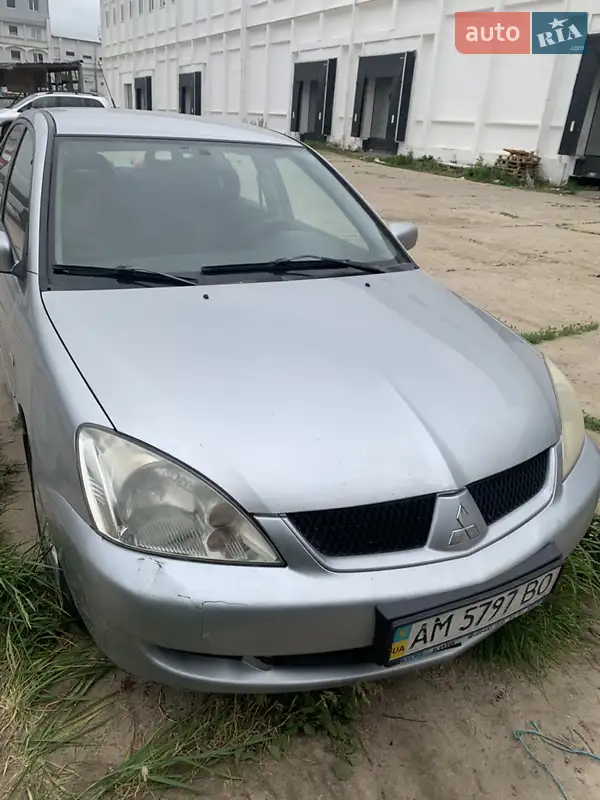 Mitsubishi Lancer
