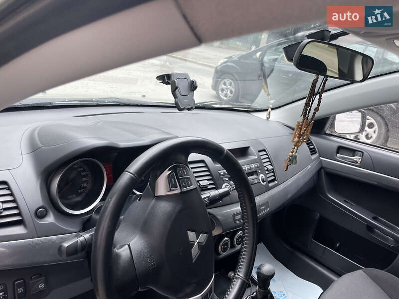Седан Mitsubishi Lancer 2008 в Каменец-Подольском