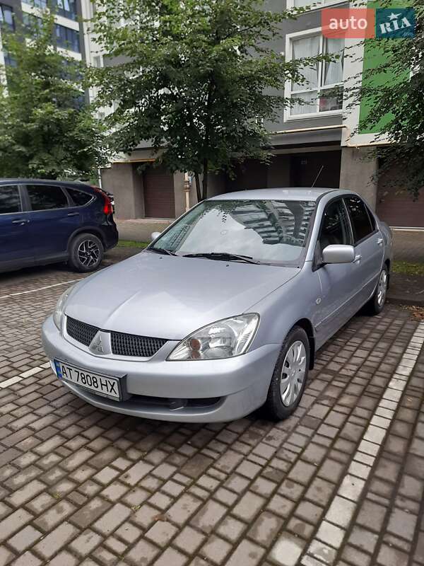 Седан Mitsubishi Lancer 2005 в Ивано-Франковске