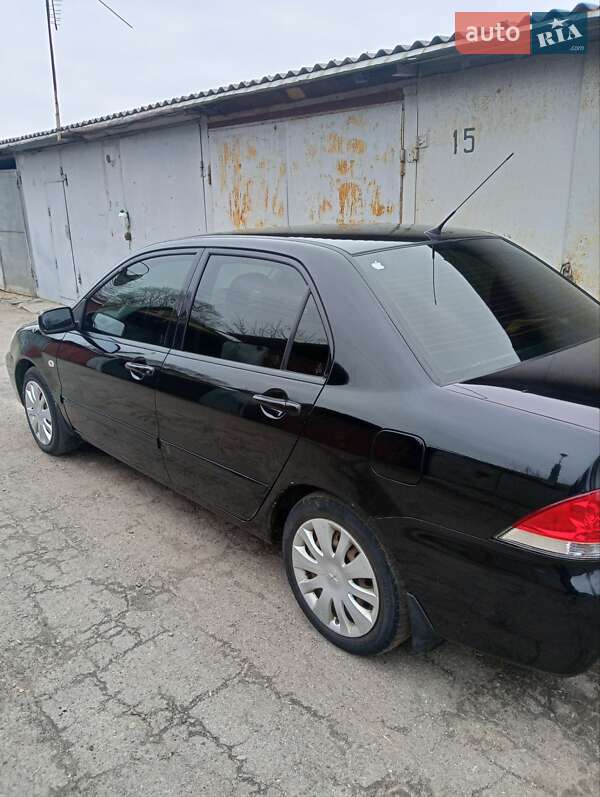 Седан Mitsubishi Lancer 2008 в Харькове