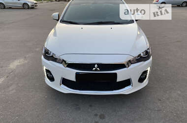 Седан Mitsubishi Lancer 2015 в 
