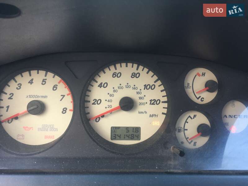 Седан Mitsubishi Lancer 2003 в Києві