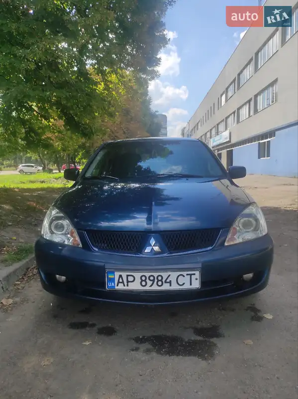 Mitsubishi Lancer