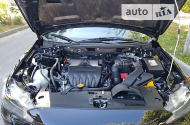 Седан Mitsubishi Lancer 2009 в 