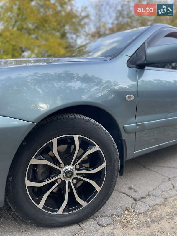 Седан Mitsubishi Lancer 2008 в Николаеве