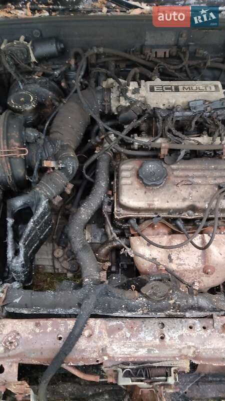 Седан Mitsubishi Lancer 1990 в Звягеле