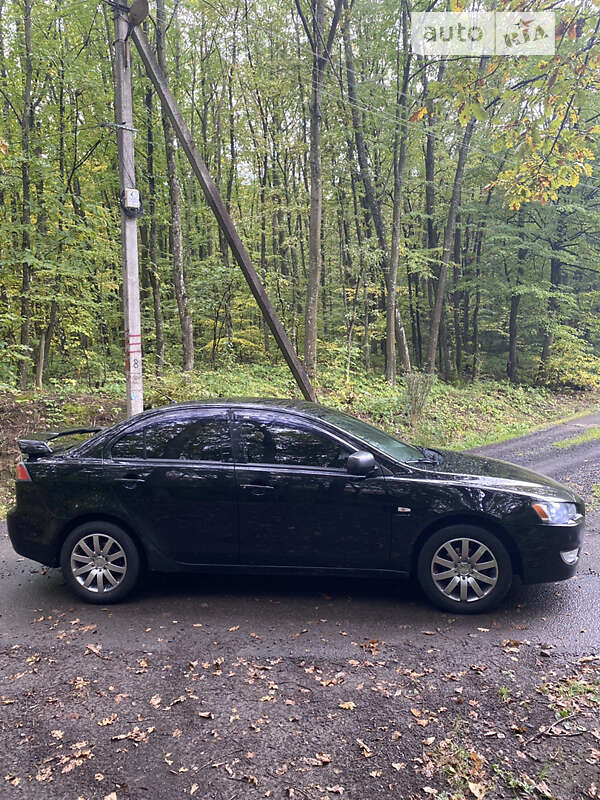 Седан Mitsubishi Lancer 2011 в Ужгороді фото 8 Седан Mitsubishi Lancer 2011 в Ужгороді