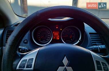 Седан Mitsubishi Lancer 2007 в Измаиле