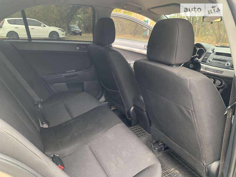 Седан Mitsubishi Lancer 2007 в Одессе