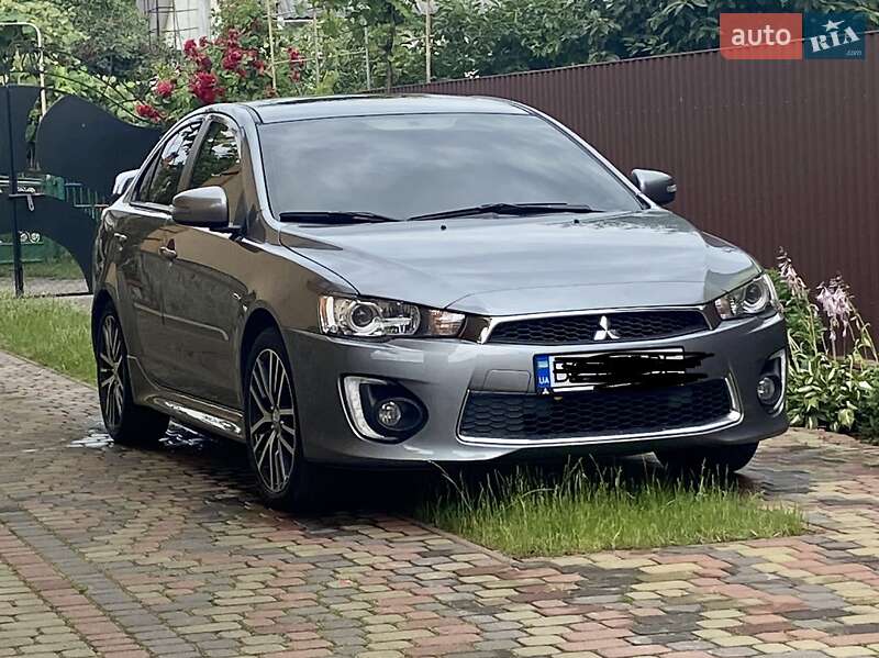 Mitsubishi Lancer 2016